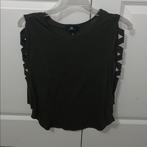 green long sleeve with open sleeves